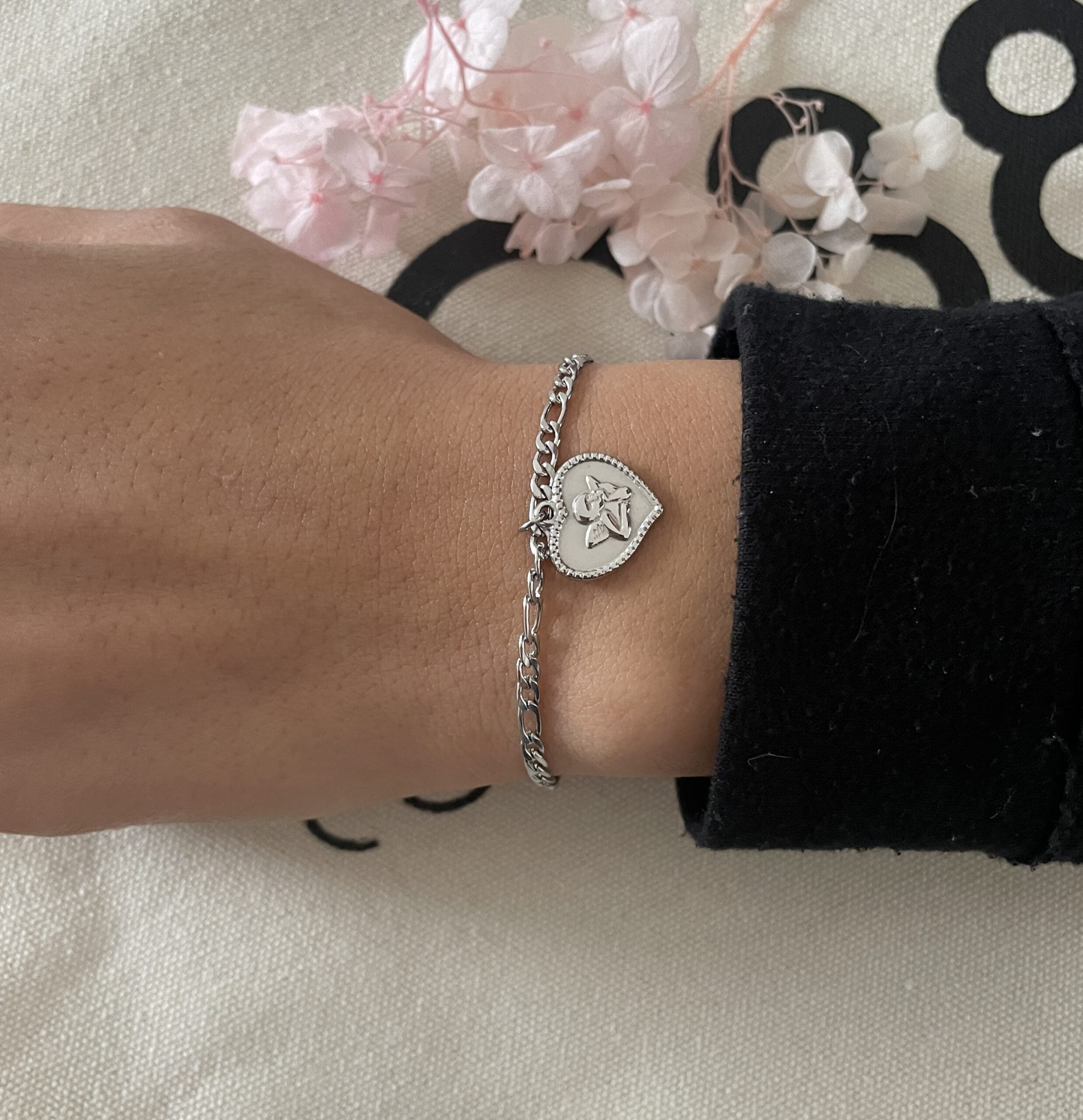 Bracelet Co88 France en acier inoxydable argenté, pampille coeur